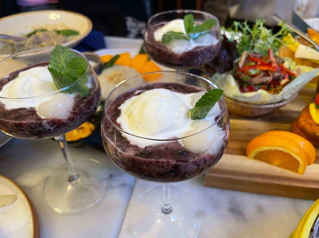 Nok's Kitchen On The Castle