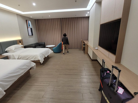 Rezen Select Hotel