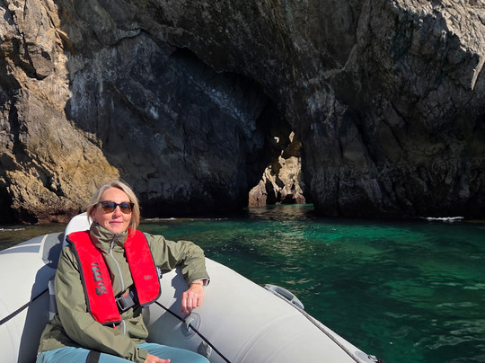 100Salpicos Boat Tours-塞新布拉必去景点