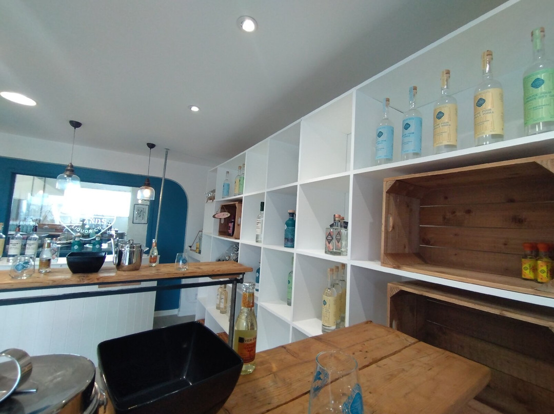 Channel Islands Liquor Co-St. Helier必去景点