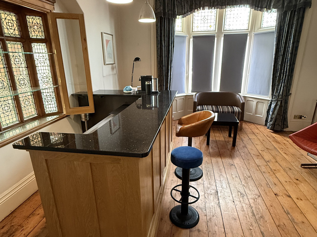 索尔兹伯里别墅酒店主图