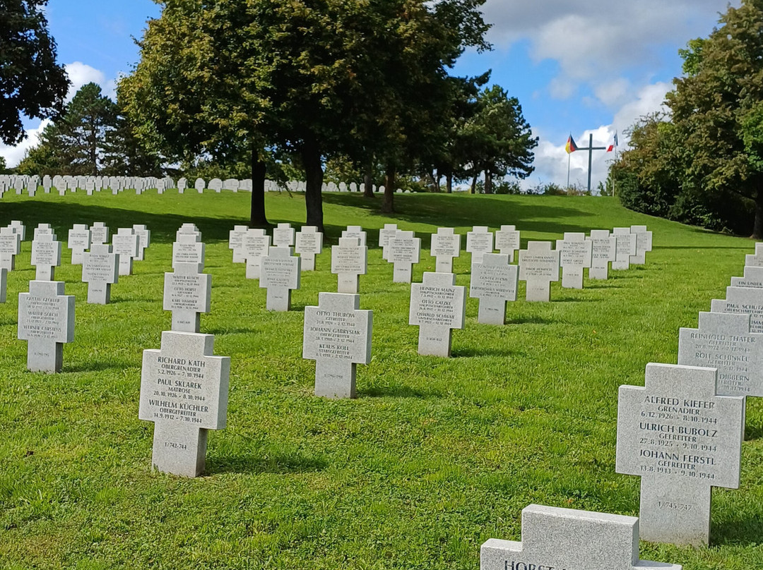 Cimetiere Militaire Allemand-贝格海姆必去景点