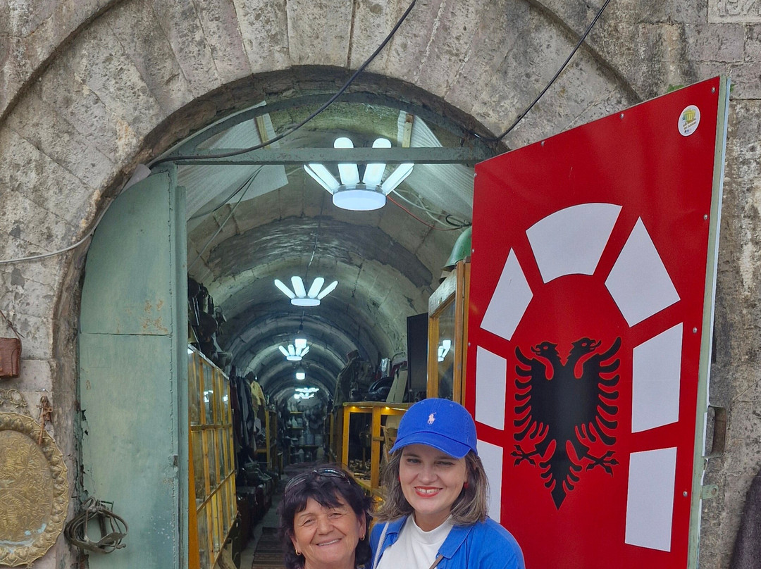 Nostalgia Tunnel-吉诺卡斯特必去景点