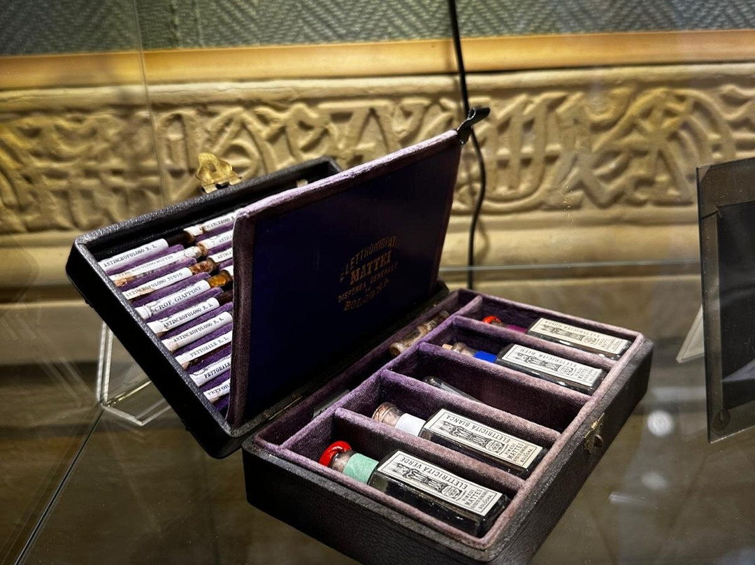 Rocchetta Mattei-Grizzana Morandi必去景点