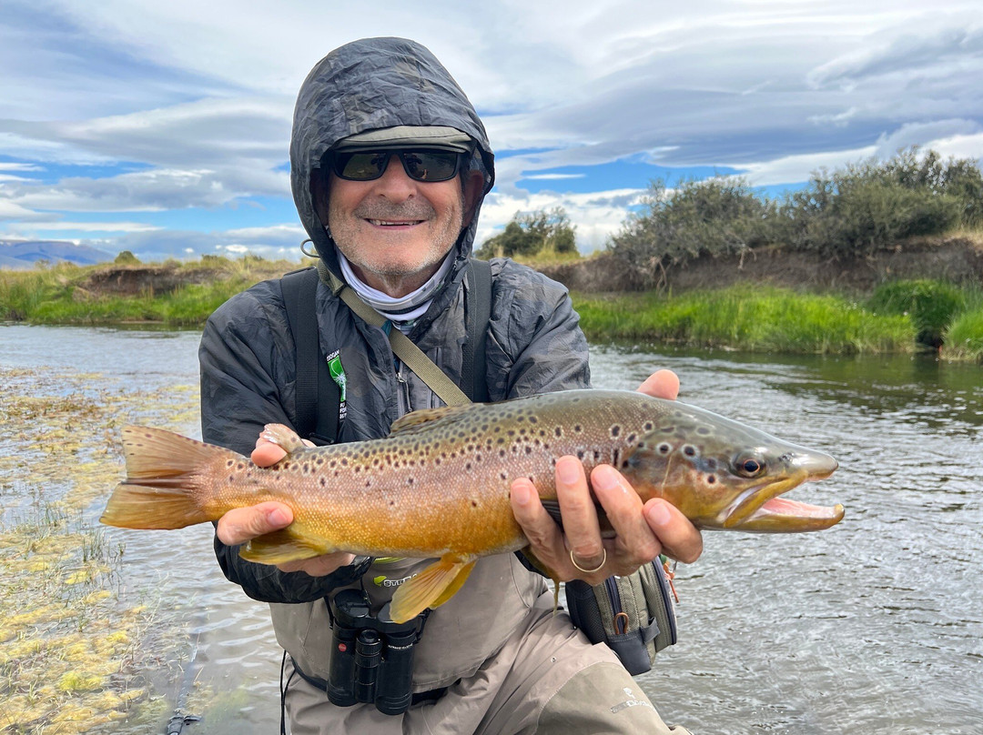 Mosquero Fly Fishing-纳塔莱斯港必去景点
