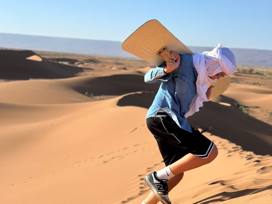 Desert Candles-迈哈米德必去景点