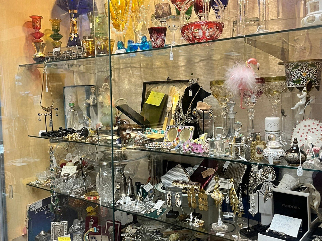 RHINEBECK ANTIQUE EMPORIUM-Staatsburg必去景点