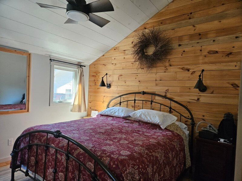 7 Mile Pinecrest Resort