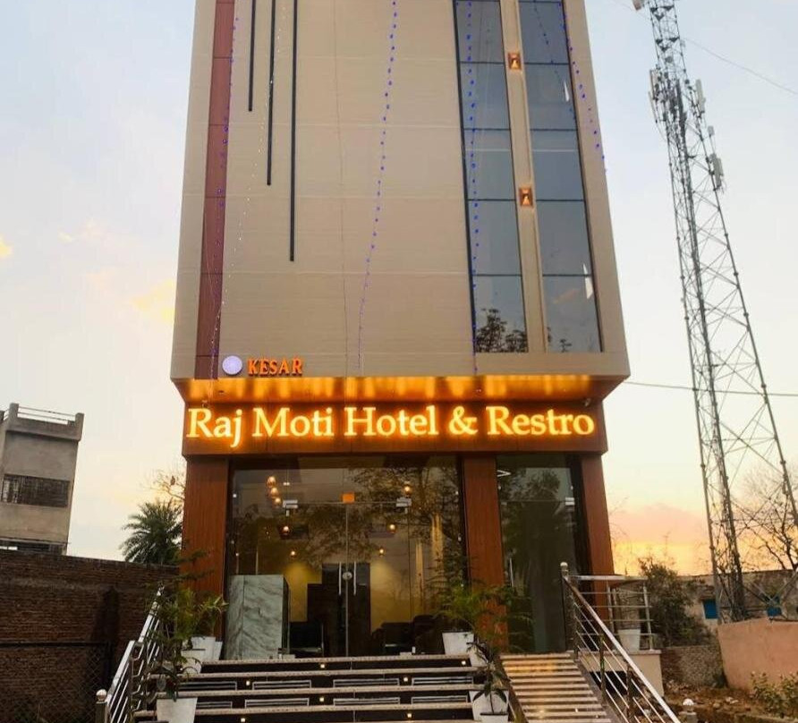 Rajmoti Hotel & Restro