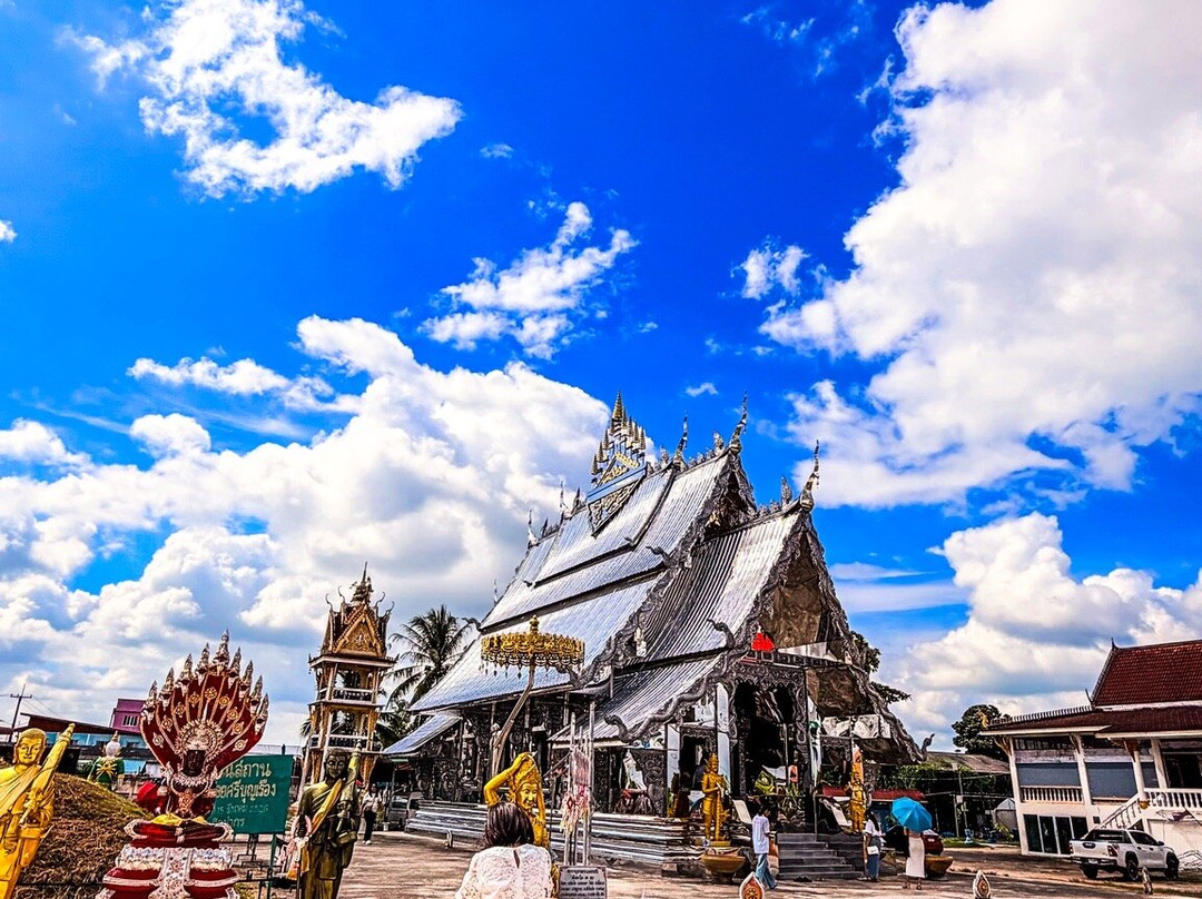 Wat That Noi Si Bun Rueang-达帕侬必去景点