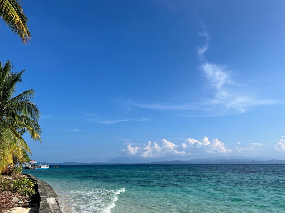 岗嘎岛度假村主图