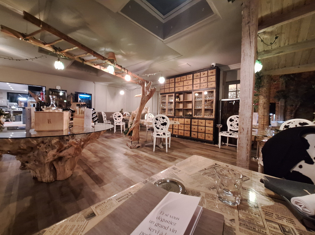 Logis Hôtel Brunel le Rocher Blanc主图