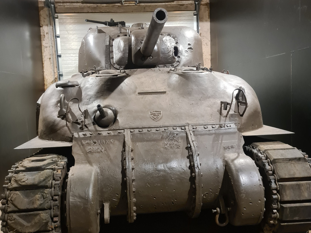 Muzeum Pancerne w Kłaninie-Klanino必去景点