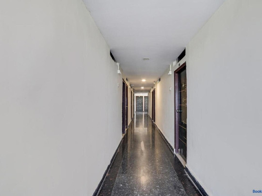 OYO Grand Hotel And Lodge