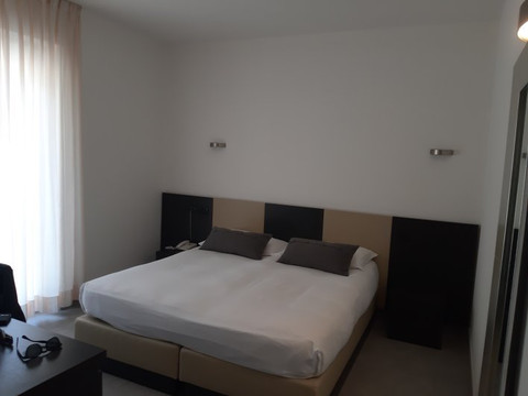 Hotel San Lorenzo主图