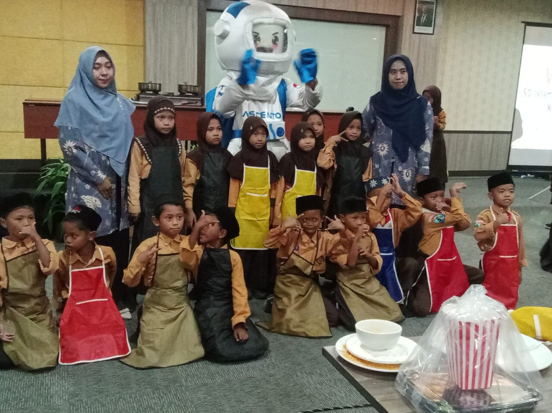 Ascent Premiere Hotel And Convention Pasuruan主图