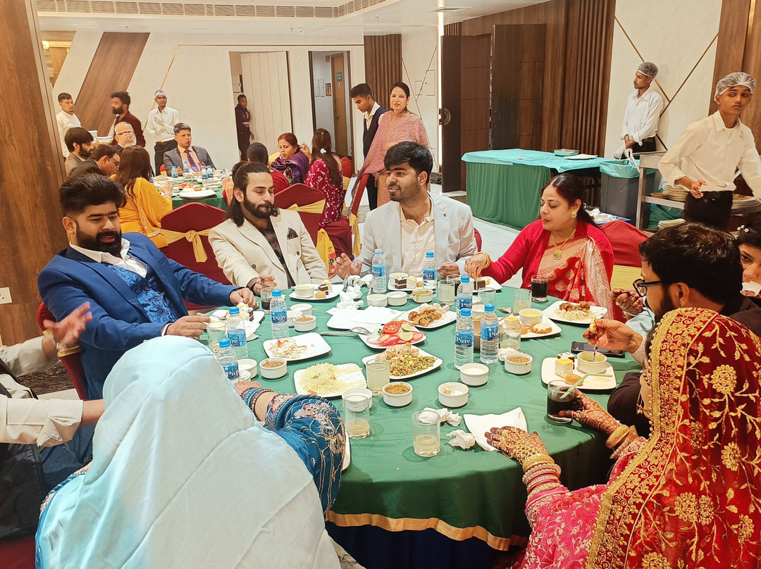 Payel Multiplaza主图