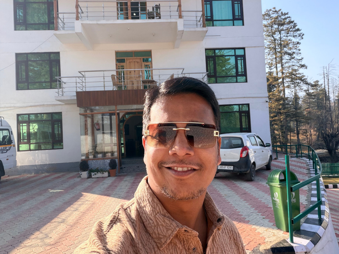 Hotel Gulmarg House主图