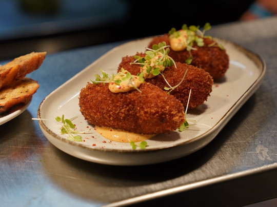 El Padre - Restaurant & Bar