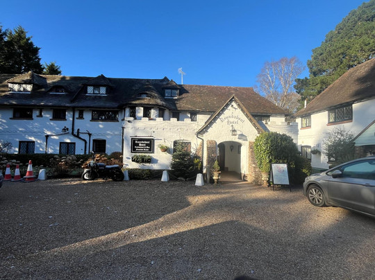 Roundabout Hotel主图