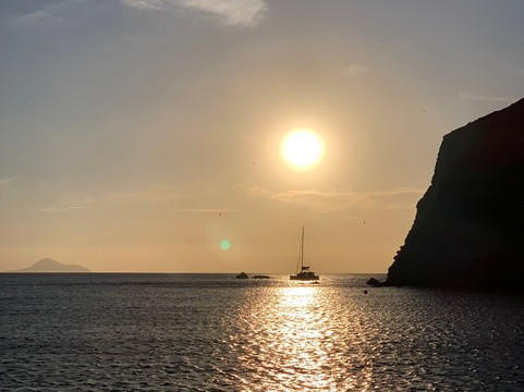 Caldera Yachting Santorini-费拉必去景点