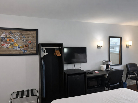 Econo Lodge Brossard主图