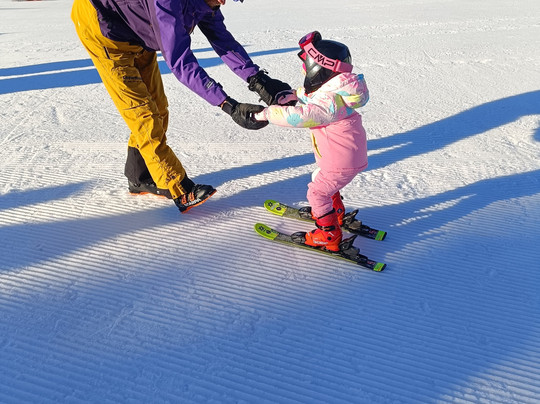 SnowMonkey Ski & Snb School & Rental-什平德莱鲁夫姆林必去景点