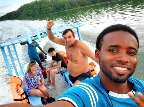 Experience Africa With Mufasa