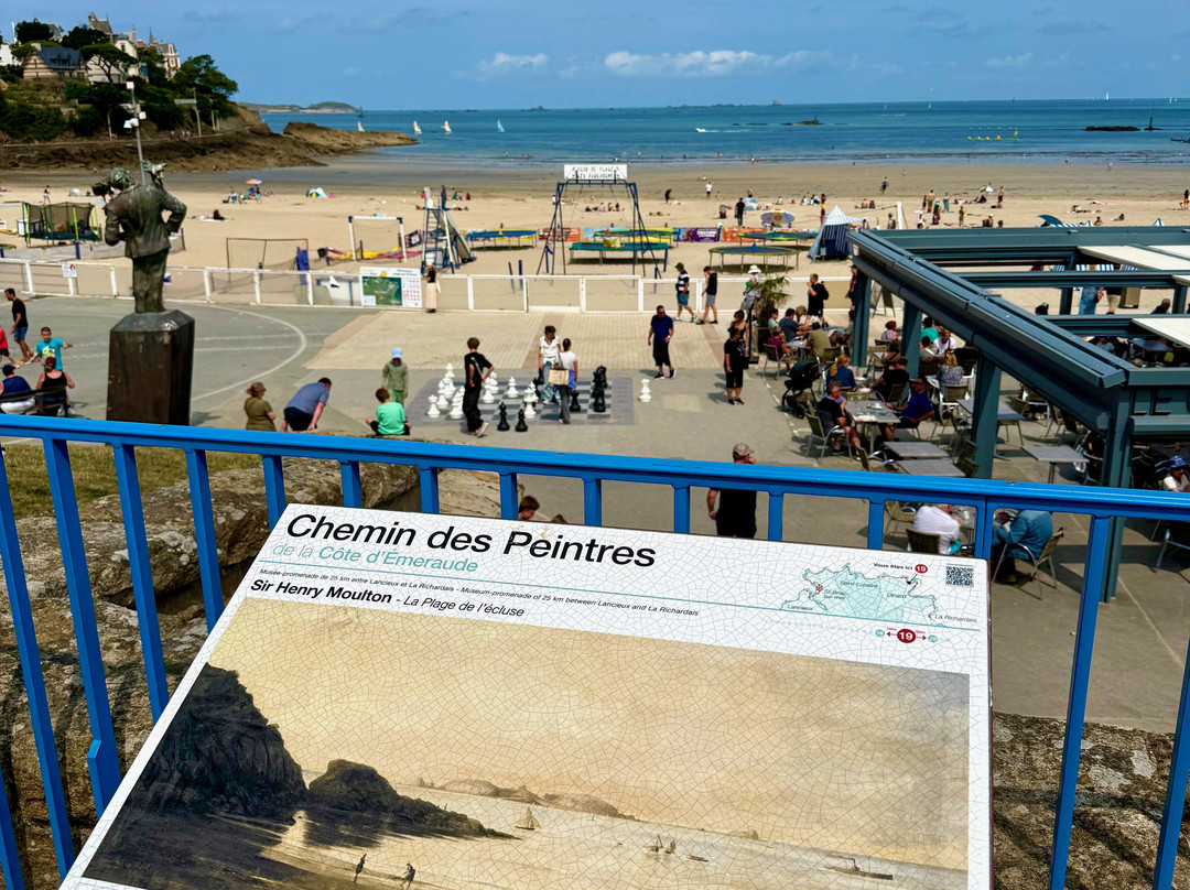 Plage de l'Écluse-迪纳尔必去景点