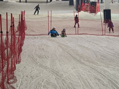 Snozone-米尔顿凯恩斯必去景点