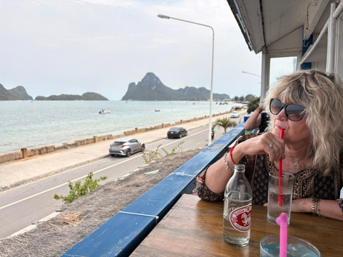 Greek Taverna Prachuap