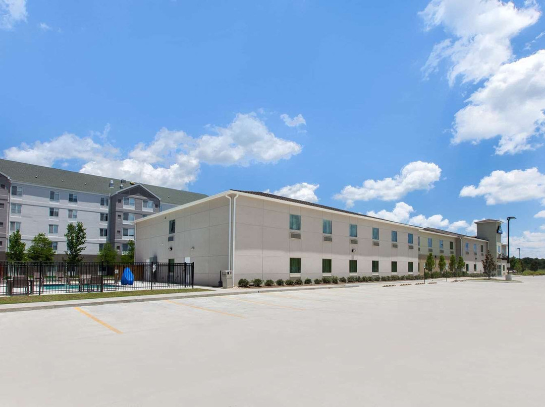 Zachary酒店住宿-Days Inn by Wyndham Baton Rouge Airport