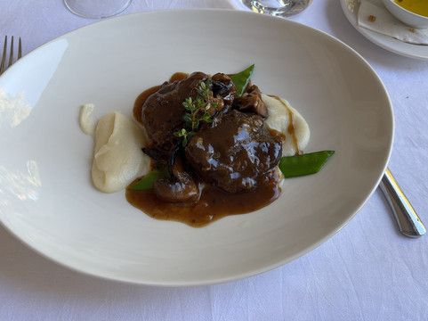 Resturante Reina Isabel