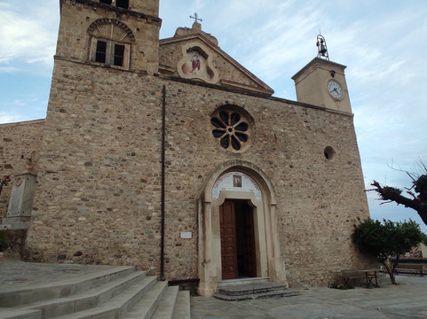 Chiesa della Visitazione della Beata Vergine Maria-Rocca Imperiale必去景点