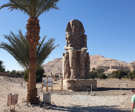 新门农酒店主图