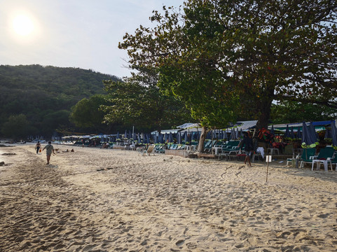 可兰岛（珊瑚岛）-芭堤雅必去景点