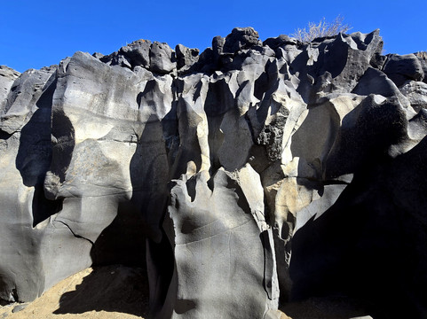 Black Magic Canyon-Shoshone必去景点