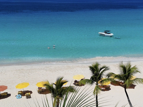 Boat Serenity-Baie Nettle必去景点