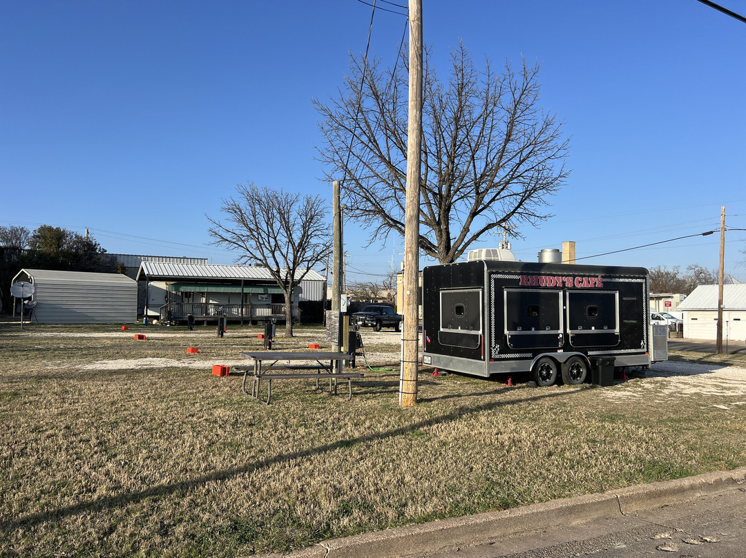 8th & Bridge RV Park