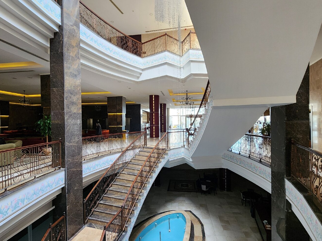 萨法索尔贡热能酒店主图