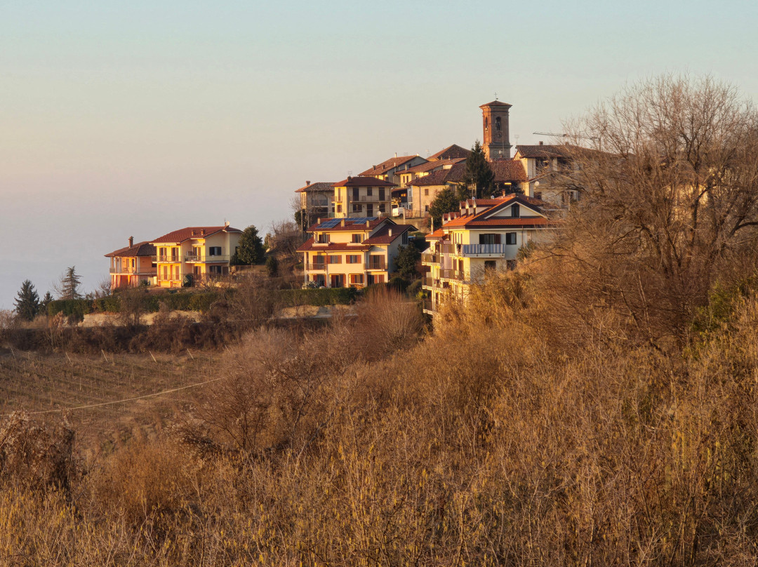 Percorso Murales-Montelupo Albese必去景点