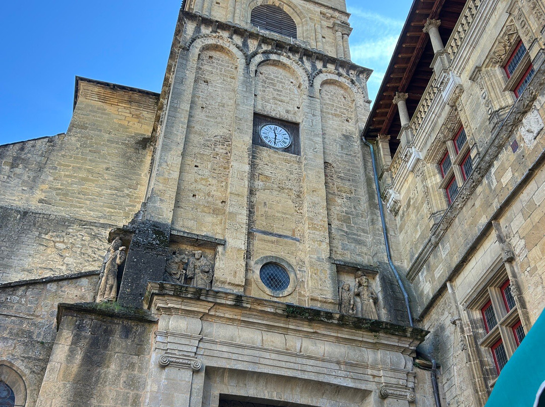 Cathedrale Saint-Sacerdos-萨尔拉必去景点