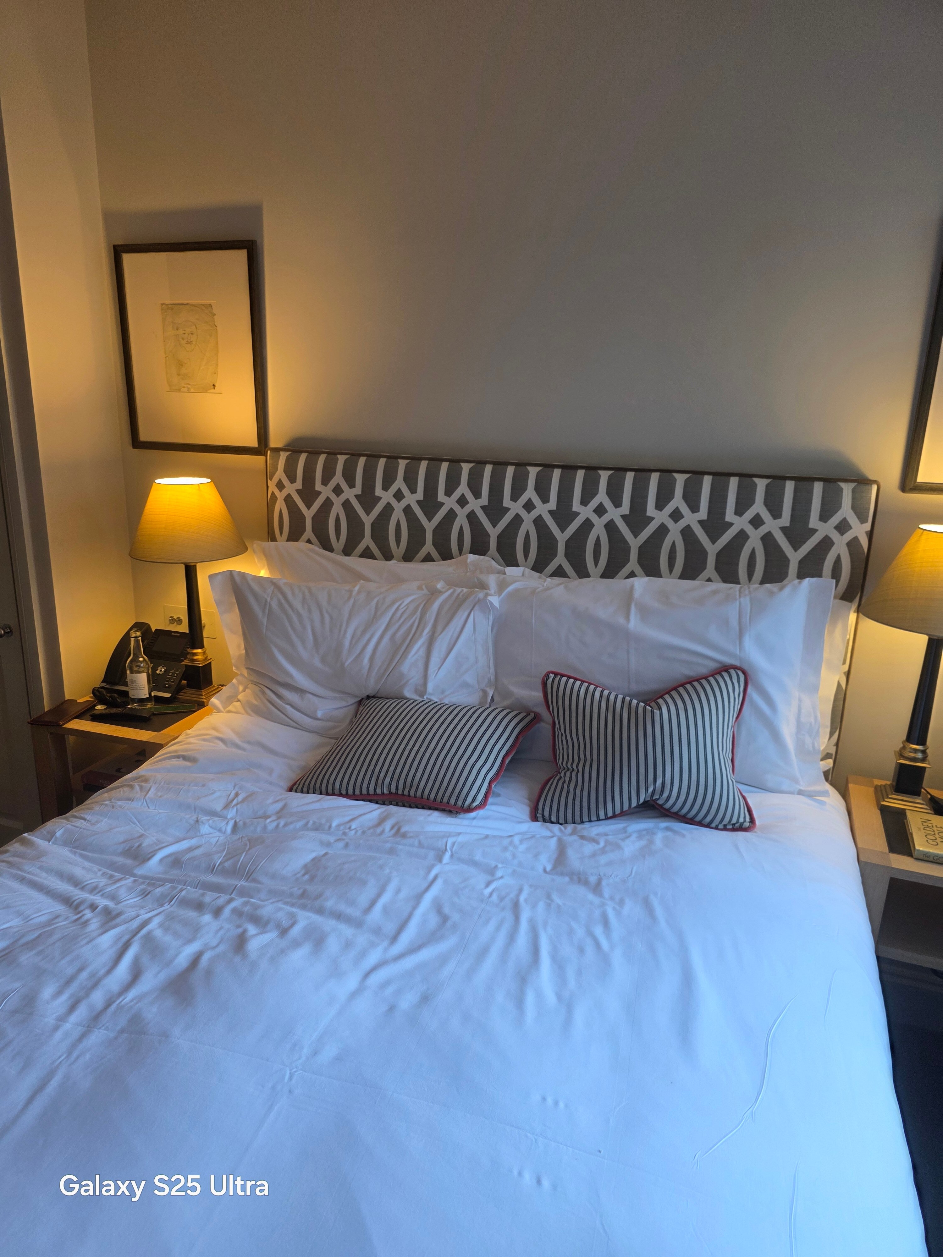 老银行酒店-客卧