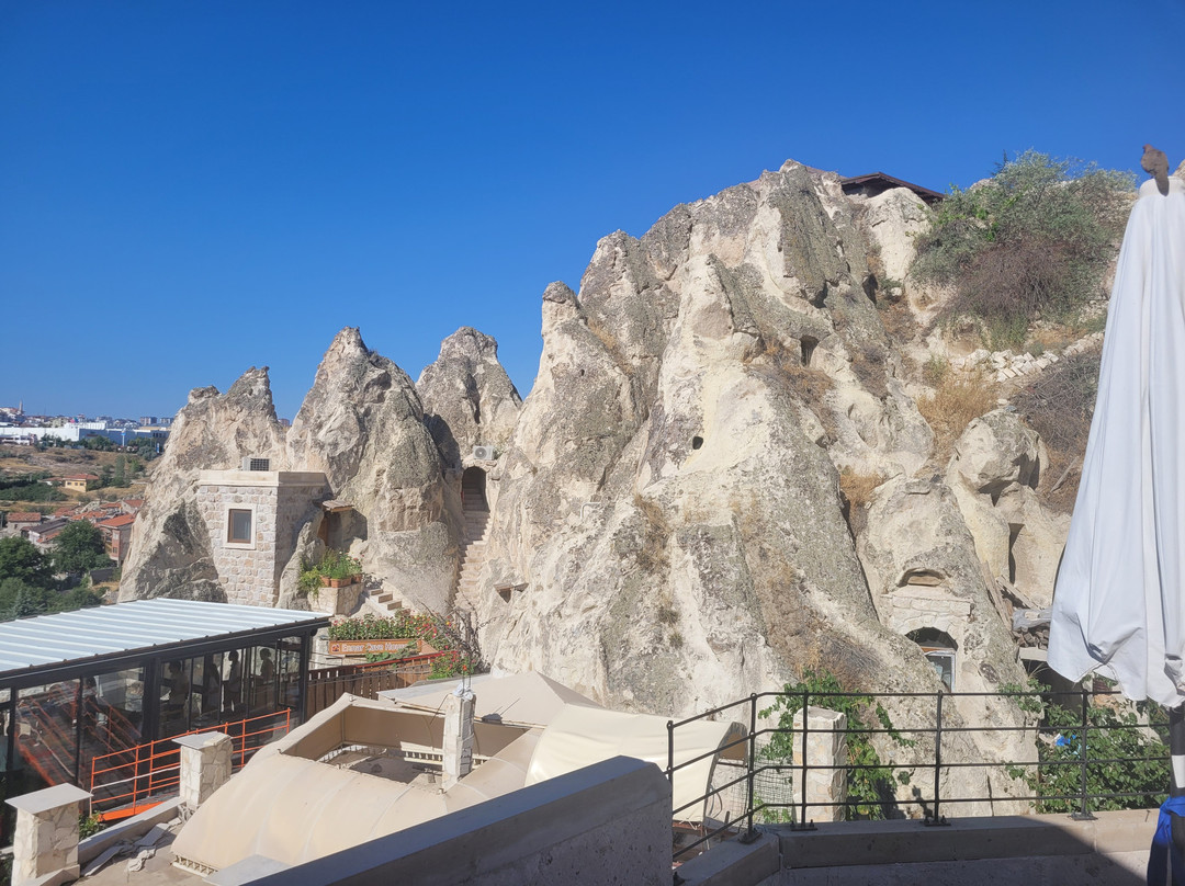 Cappadocia inans 洞穴与游泳池温泉