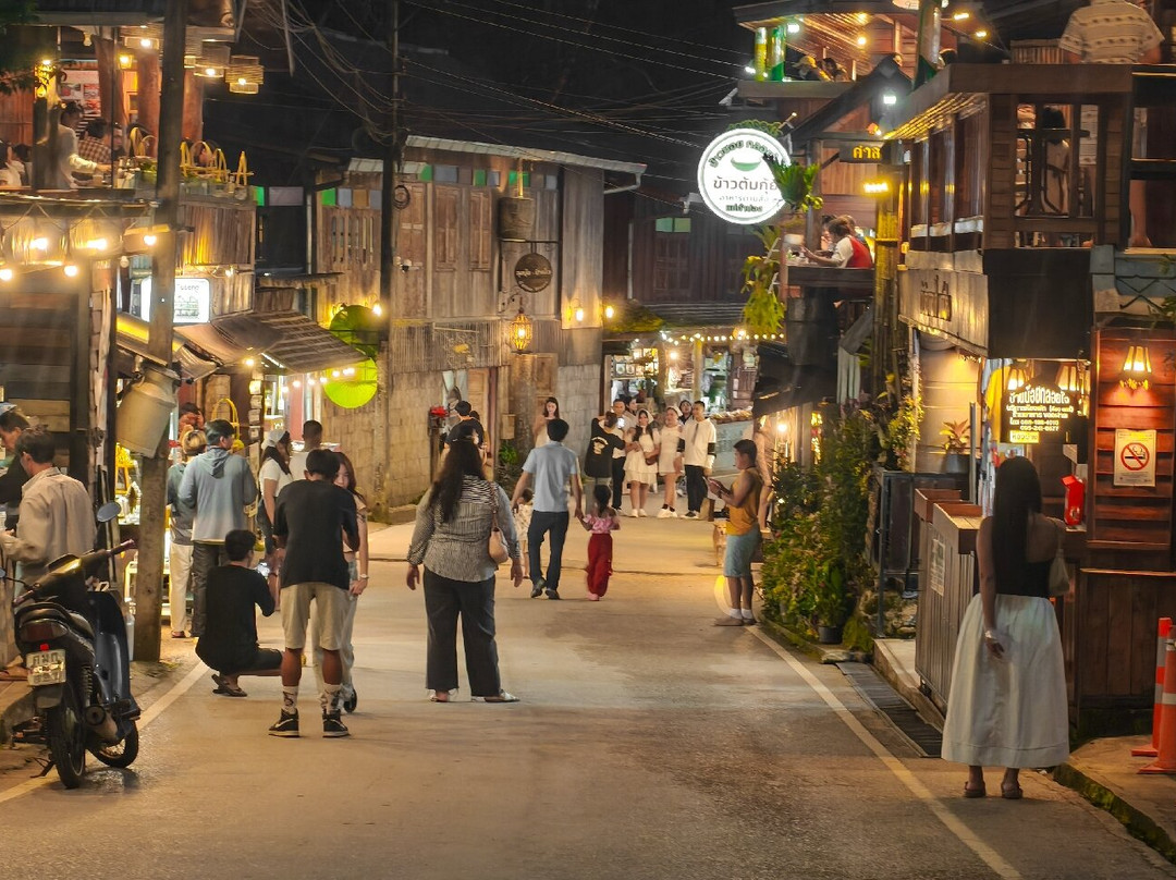 Mae Kampong Village-夜安必去景点