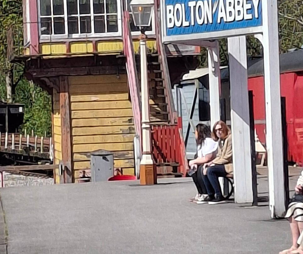 Embsay & Bolton Abbey Steam Railway-Bolton Abbey必去景点