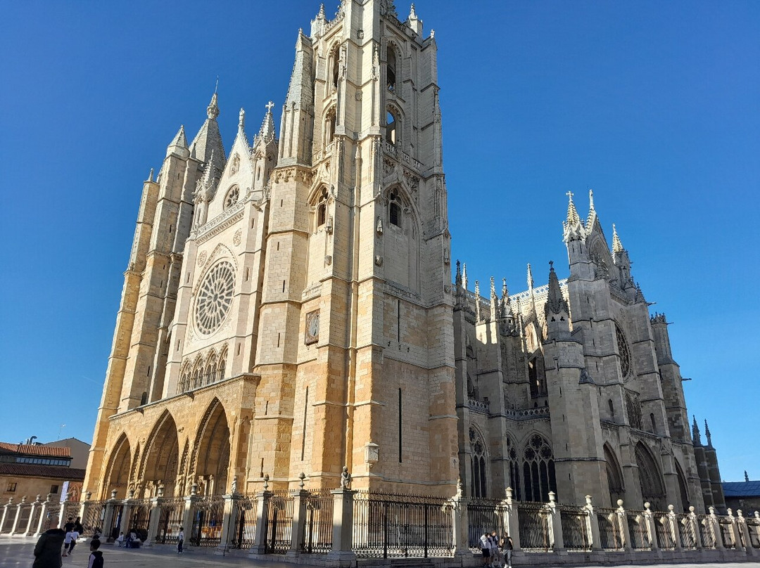 Catedral Santa María De León-莱昂必去景点