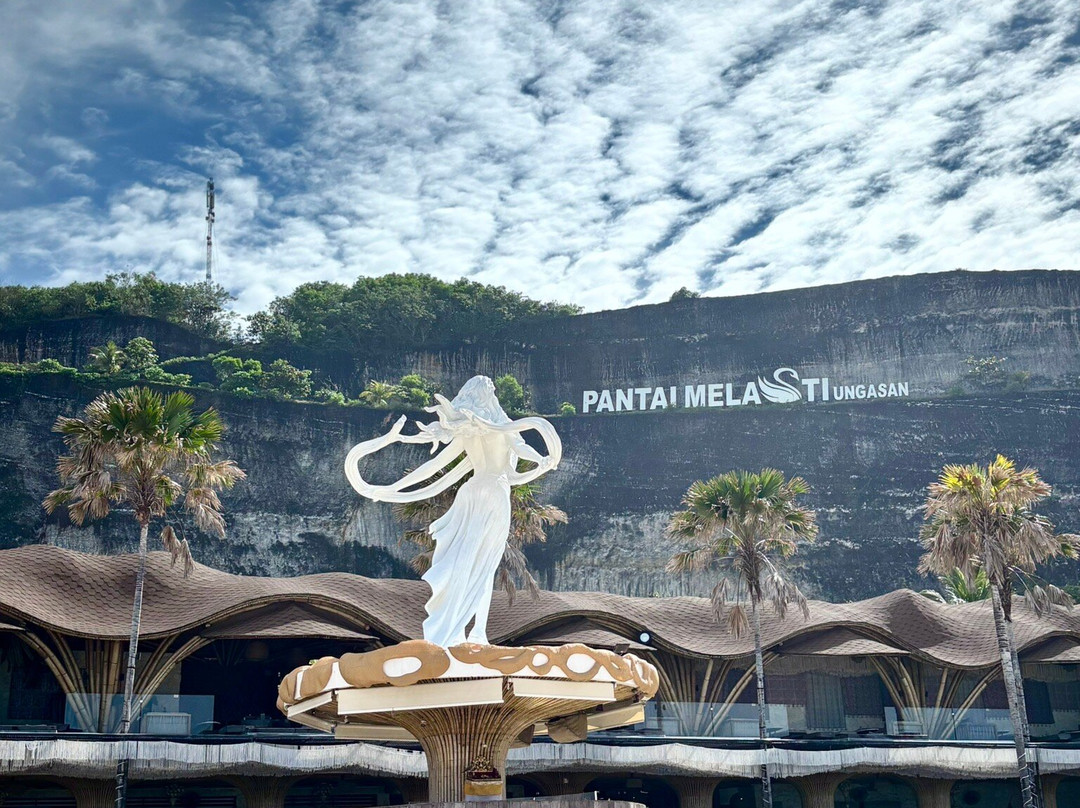 Melasti Beach-Marang必去景点