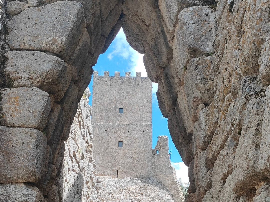 Torre di Cicerone-Arpino必去景点