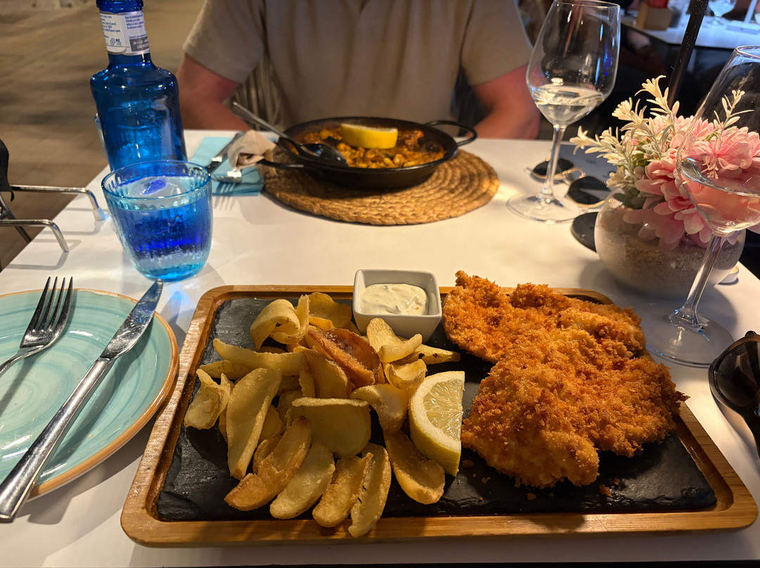 Sea Me Beach Restaurant Bar